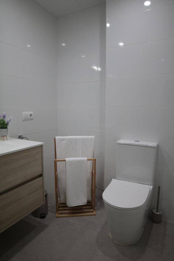 Modern Apartament Al Costat Del Parc De La Devesa Херона Екстериор снимка